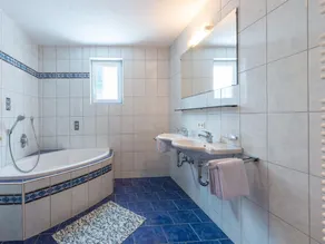 Large Apartment With a Large Balcony in Kappl - Image 2