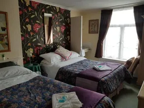 Alston House Hotel - Image 3