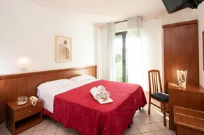 Hotel Acrux - Image 2