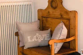 Lovely In by Lisa & Daniel - Image 4