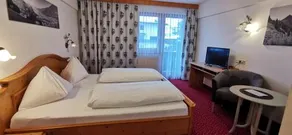 Suite, shower, toilet, 2 bed rooms - Image 5