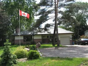 Twin Pines Bed & Breakfast - Image 2