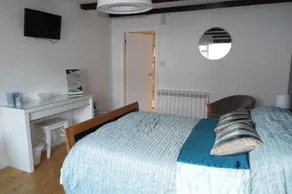 Turner Cottage - Image 4