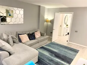 Stylish Apartment Close to London Bridge - Image 4