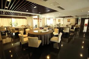 Garden City E'mei Hotel & Resorts - Image 4