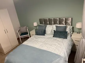 Arendelle Guest House - Emerald Room Kingsize Room With Ensuite In East Leake - Image 2