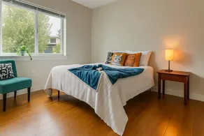 1746 130th (6 bedrooms) - Image 4