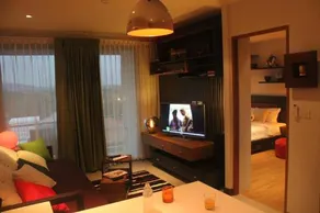 Top Floor Apartment - Image 4
