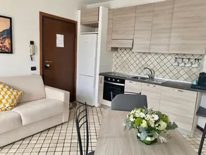 Between Nature And City - Apartment With Garden - Image 2