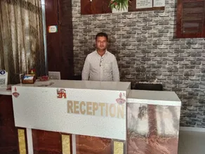 Hotel Shiv Villa - Image 1