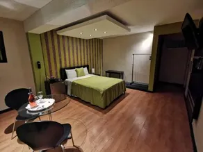 Fantasy Suites - Image 4