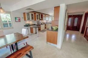 Las Olas Villa - Image 4