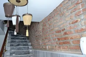 Cosmos Hotel - Image 5