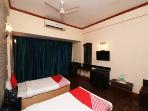 OYO 22269 Hotel Landmark Plaza - Image 2