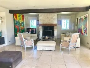 Superbe Villa Individuelle avec Piscine et Tennis privatifs - Image 3