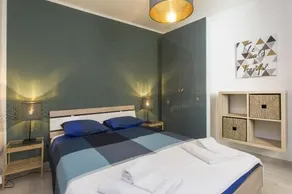 Honeymoon Apartment - Image 2
