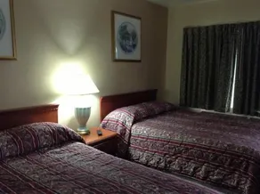 Starlite Cottage Motel - Image 4
