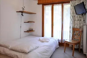 Bellevue No 204 - Image 3