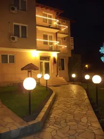 Elit Hotel - Image 2