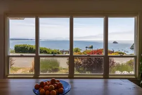 Trinidad Bay Bed & Breakfast Hotel - Image 5