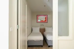SHORT STAY GROUP EAST QUARTER SERVICED APARTMENTS - Image 3
