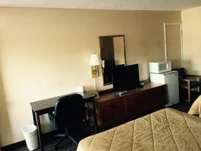 Budget Inn Columbus - Image 2