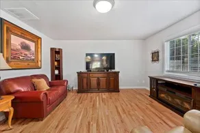 Parkside Home Perfect for Families - Image 2