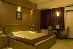 Sugam Hotel - Image 2
