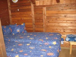 Elga's Punk Rock Hostel - Image 2