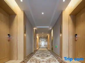 Vienna Hotel (Xinji TV Tower) - Image 2