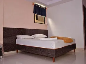Raj Residency Hotel - Image 2
