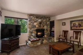 Yosemite Magic Studio "B" - Image 2