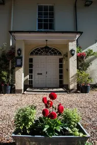 The Dove Inn - Image 2