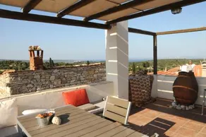 Laas Residence - Image 2