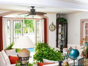 Room in Guest room - Comfortable, cozy, private bedroom in a lovely private residence - Image 3
