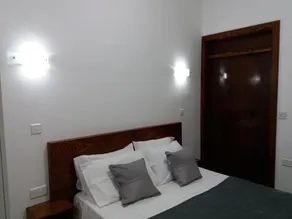 Beachfront Deluxe Apartment - Image 2