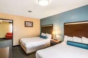 ECONO LODGE GLENDALE - Image 4