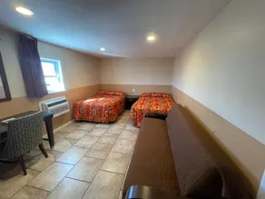 3 Bedroom Apartment - Image 2