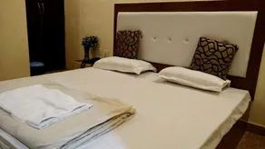 Hotel Rattans Regency - Image 2
