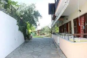 Orama House - Image 2