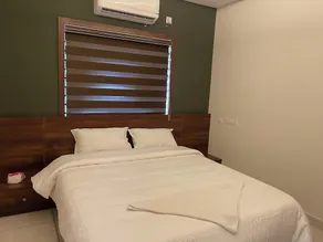 Town Inn Apartments - Image 2