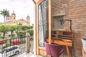 Selina Granada - Image 2