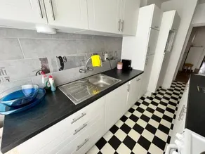 Spacious 2 Bedroom App in the Center With Terrace - Image 2