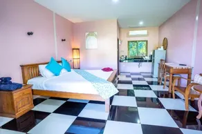 Sumalee Resort - Image 2