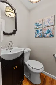Welcoming Lafayette Square Home JZ Vacation Rentals - Image 2