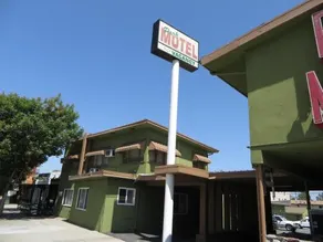 Park Motel - Image 3