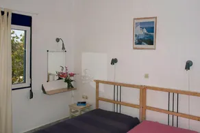 3 room House With Sea View - Image 3