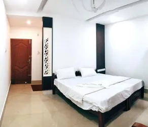 Prajapuri Hotel - Image 5