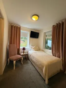 The Beach House Hotel - Image 5