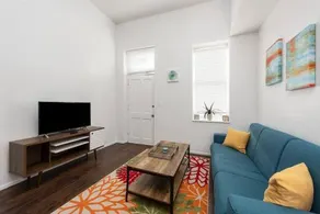 Cute and Comfy 2 Bedroom in Soulard - Image 3